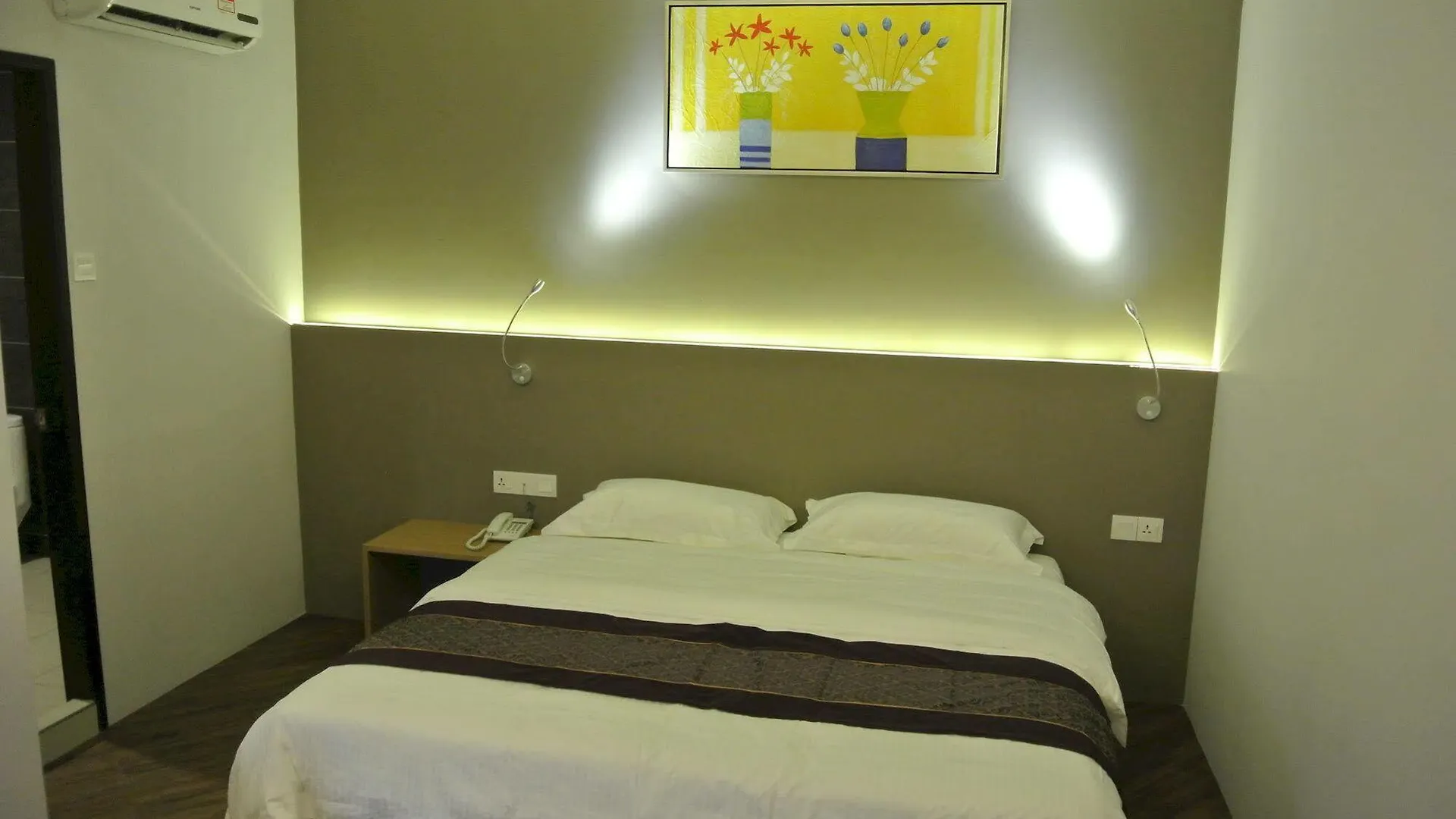 Super 8 Hotel @ Bayan Baru Bayan Lepas